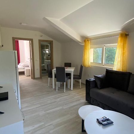 Apartments Two Olives Kotor Extérieur photo