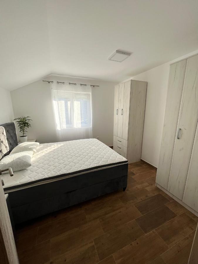 Apartments Two Olives Kotor Extérieur photo